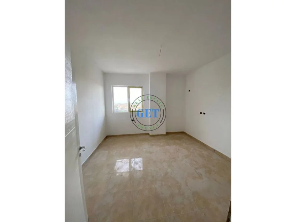 Durres, shes apartament 2+1 Kati 9, 109 m² 70.000 € (Tek Billa ne Spitalle)