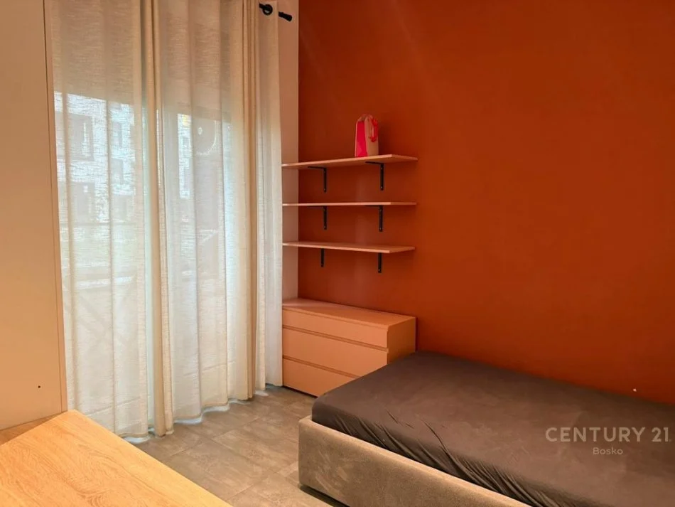 Tirane, shitet apartament 2+1 Kati 1, 66 m² 150.000 € (kompleksi magnet)