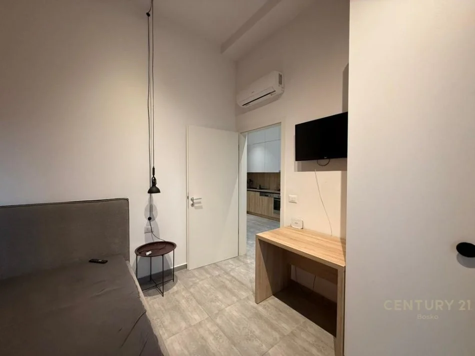 Tirane, shitet apartament 2+1+Ballkon Kati 1, 65 m² 150.000 € (Kompleksi Magnet, 21 Dhjetori)