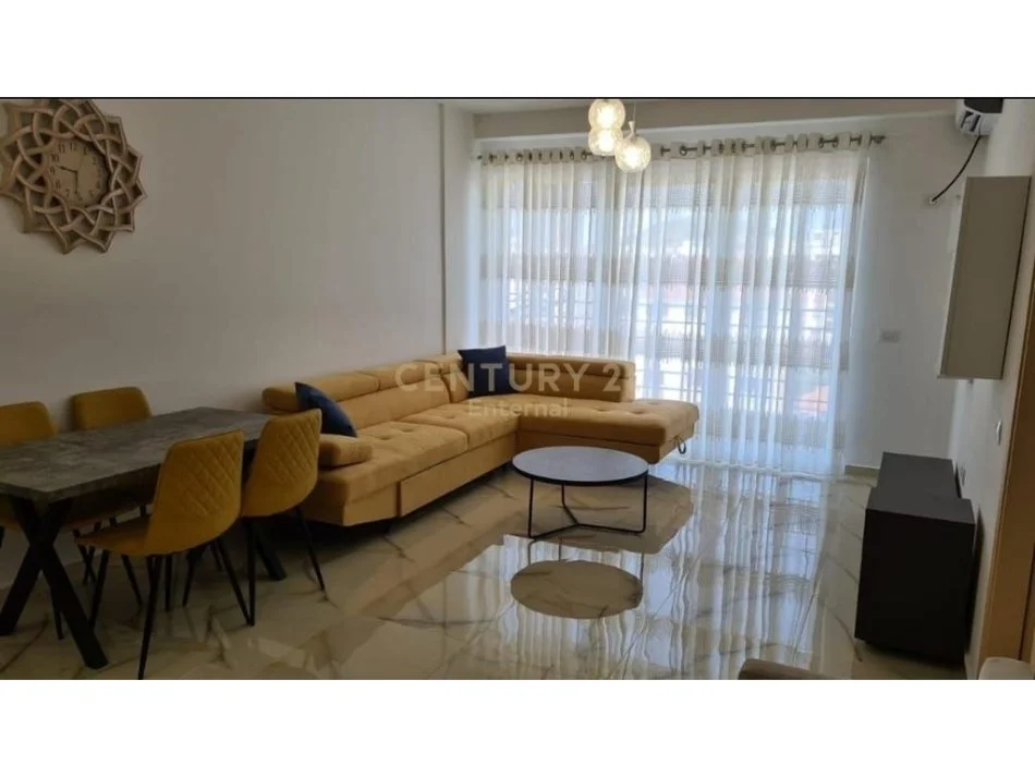 Tirane, shitet apartament 1+1 Kati 5, 69 m² 110.000 € (misto mame)