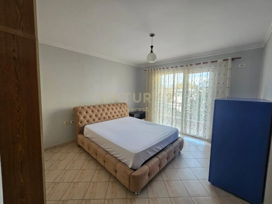 Tirane, jepet me qera apartament 2+1+Ballkon Kati 2, 80 m² 450 € (RRUGA 5-MAJI)