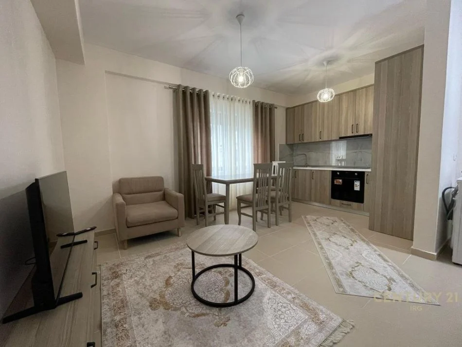 Tirane, jepet me qera apartament 1+1+Ballkon Kati 2, 56 m² 500 € (kodra e diellit 1 zgjatimi)