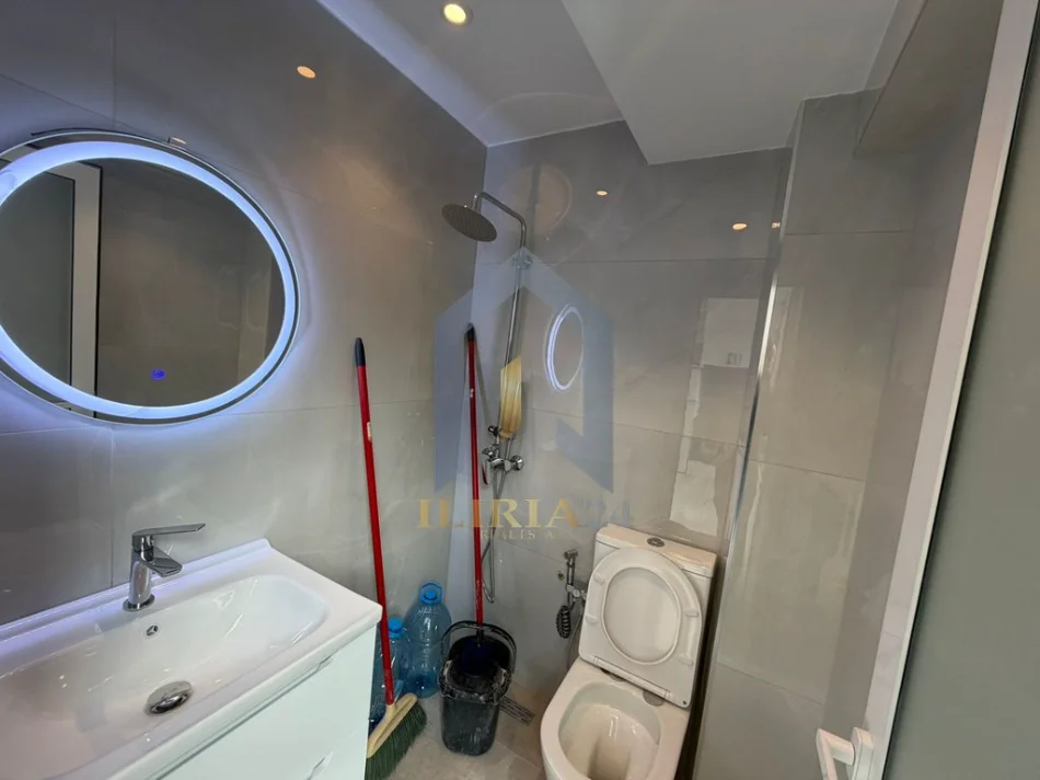 Tirane, shes garsonier 1+1 Kati 3, 30 m² 88.000 € (Garzoniere per shitje, Unaza e Vogel, Rruga Ferit Xhajko)