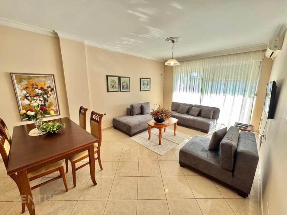 Tirane, jepet me qera apartament 2+1 Kati 7, 104 m² 850 € (blloku)