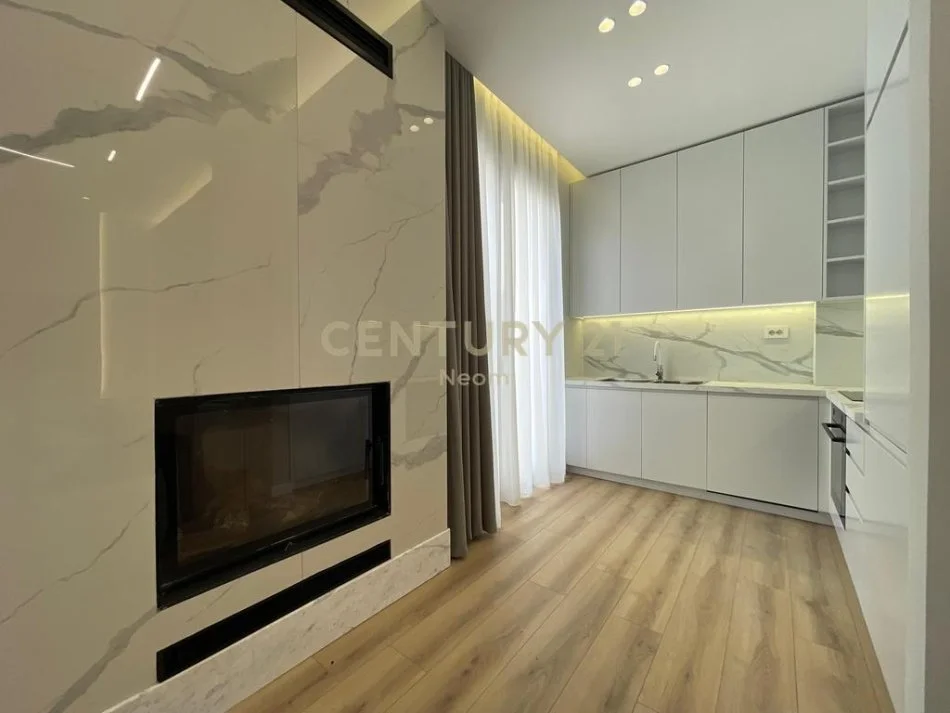 Tirane, jepet me qera apartament 1+1+Aneks+Ballkon Kati 3, 77 m² 1.250 € (Neom127093)