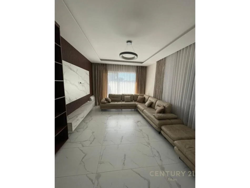 Shqiperi, shitet apartament 2+1+Ballkon Kati 6, 110 m² 120.000 € (shitet okazion qender kamez)