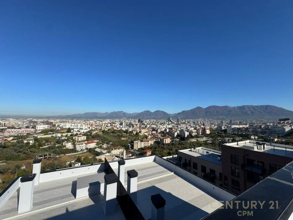 Tirane, shitet apartament+verande | Penthouse 3+1+Ballkon Kati 6, 310 m² 350.000 € (kodra e diellit)