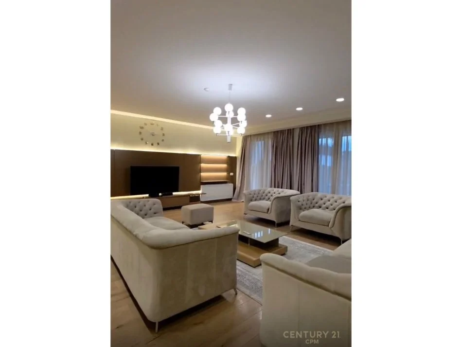 Tirane, shitet apartament 2+1 Kati 0, 196 m² (Rruga Grori)