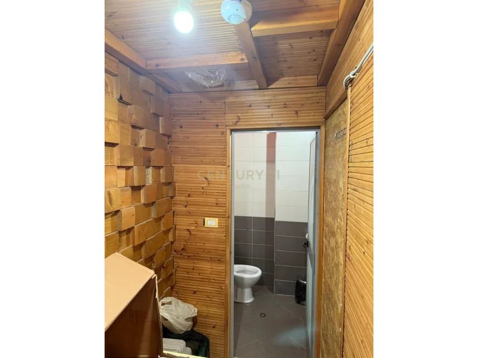 Tirane, shitet ambjent biznesi Kati 0, 64 m² 127.000 € 