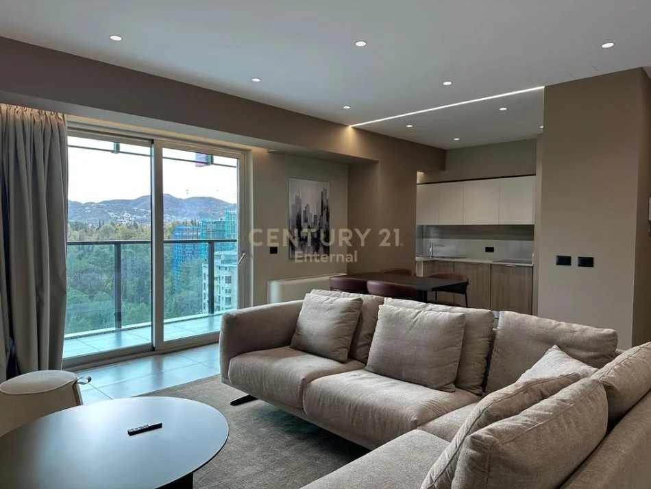 Tirane, jepet me qera apartament 2+1+Ballkon Kati 14, 120 m² 2.200 € (Ambasador 3)