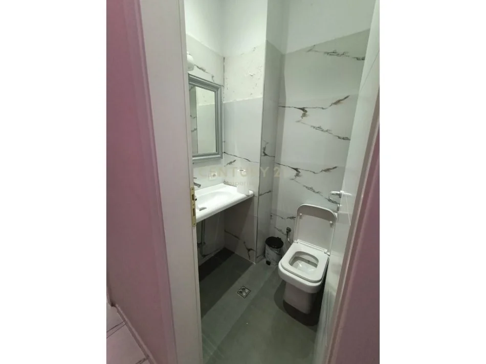 Tirane, Liste me oferta 1+1 Kati 2, 107 m² (misto mame)