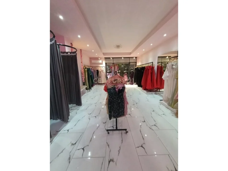 Tirane, Liste me oferta 1+1 Kati 2, 107 m² (misto mame)