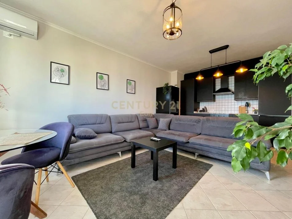 Durres, shitet apartament 1+1+Ballkon Kati 2, 73 m² 142.000 € (VILA ZOGUT)