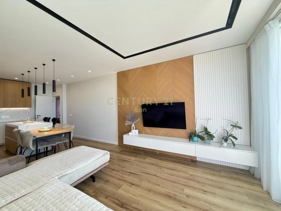 Durres, shitet apartament 2+1 Kati 8, 100 m² 350.000 € (Rruga Taulantia)