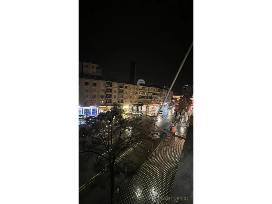 Tirane, shitet apartament 2+1 Kati 3, 65 m² 169.000 € (Caffe Flora)