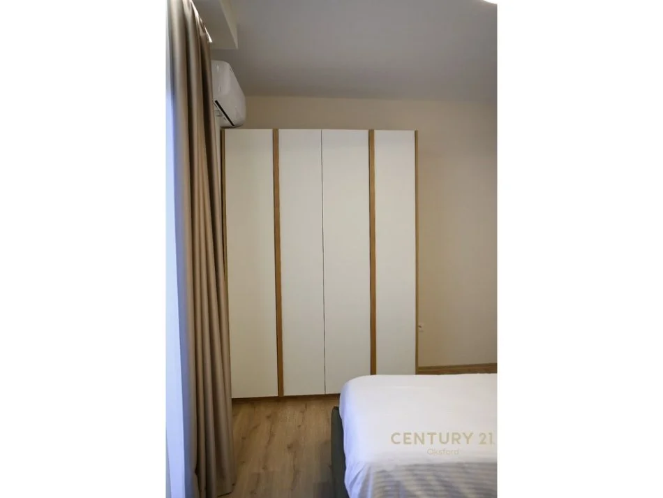 Tirane, shitet 2+1 Kati 7, 89 m² 135.000 € (Bulevardi Nene Tereza)