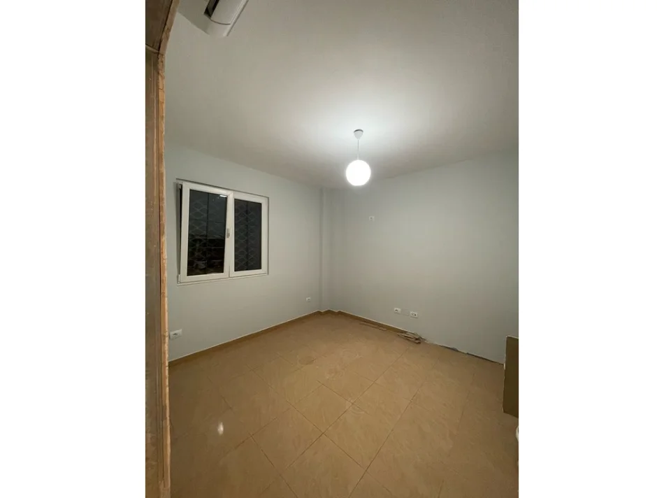 Tirane, shitet apartament 1+1 Kati 5, 62 m² 87.000 € 