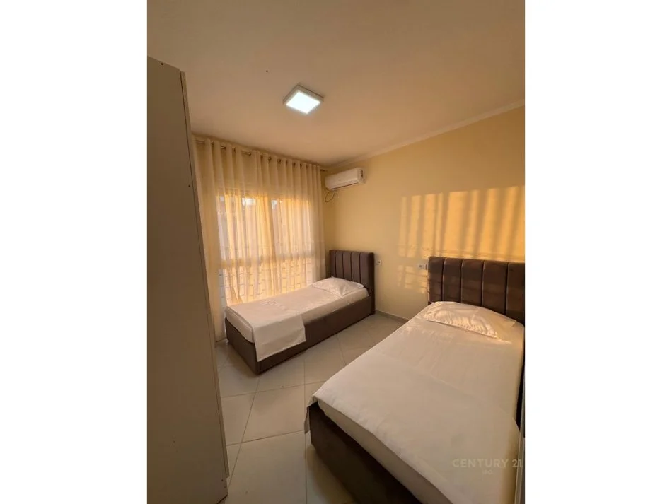 Tirane, jepet me qera apartament 2+1 Kati 5, 84 m² 750 € (Rruga Mine Peza)