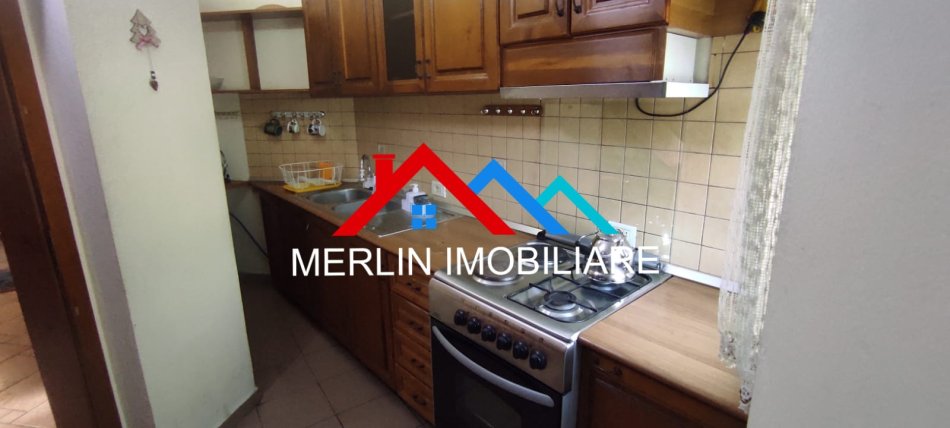 Tirane, jepet me qera apartament 2+1+Ballkon Kati 4, 130 m² 500 € (DON BOSKO)
