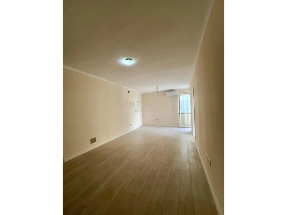 Durres, shitet apartament Kati 3, 81 m² 175.000 € (Vollga)