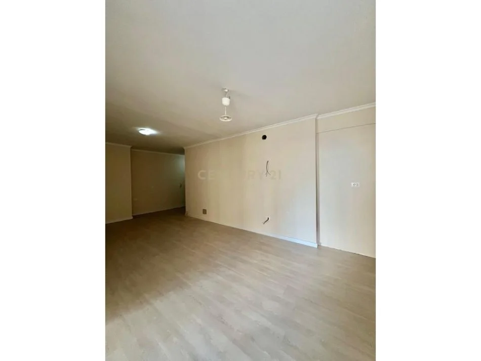 Durres, shitet apartament Kati 3, 81 m² 175.000 € (Vollga)