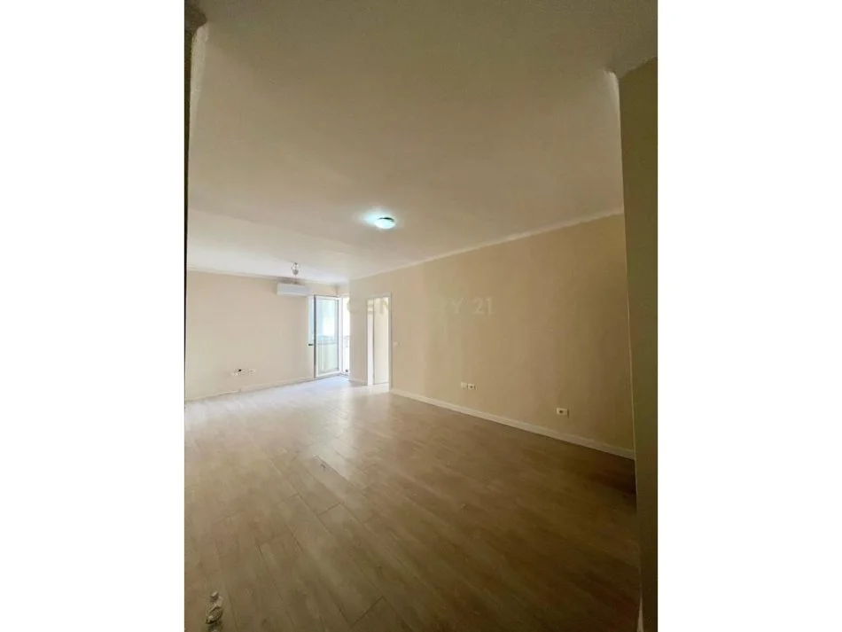 Durres, shitet apartament Kati 3, 81 m² 175.000 € (Vollga)