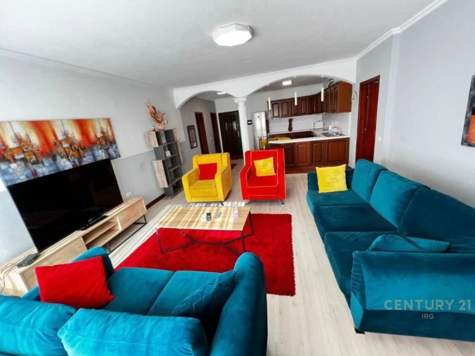 Tirane, jap me qera apartament 2+1 Kati 4, 110 m² 800 € (myslym shyri)