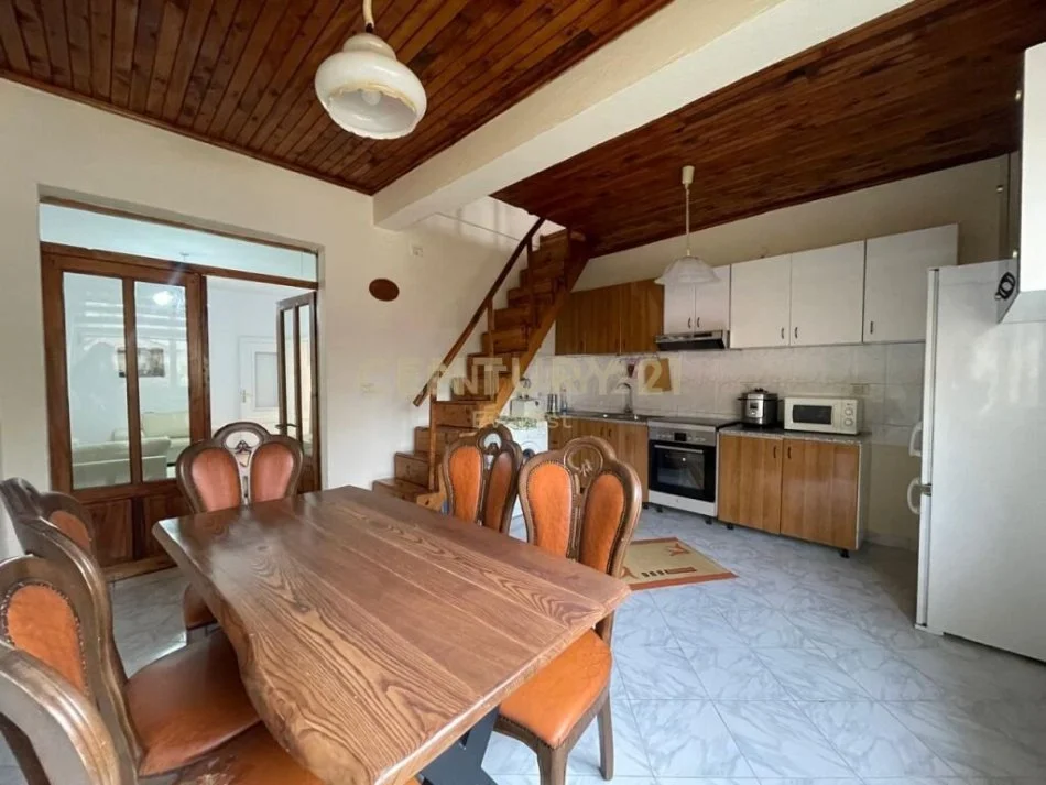 Tirane, jepet me qera apartament 2+1+Ballkon Kati 2, 75 m² 500 € (seliva rruga e dibres)