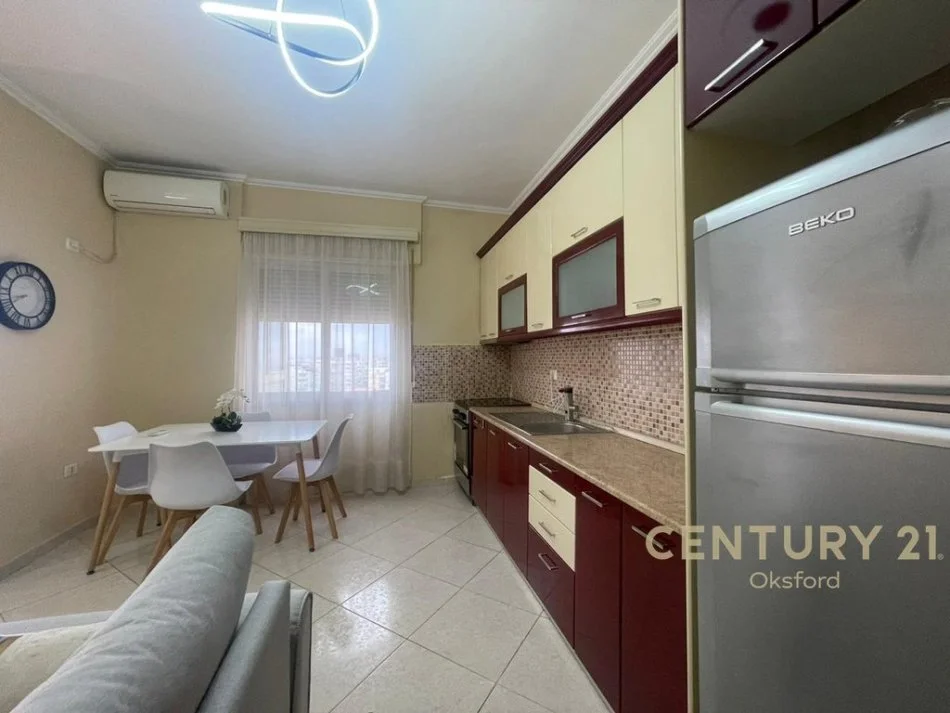 Tirane, jepet me qera apartament 1+1 Kati 5, 70 m² 550 € (Kodra e diellit)