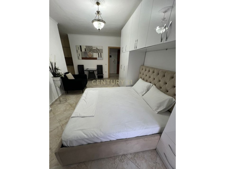 Tirane, jepet me qera garsonier 1+1 Kati 3, 50 m² 500 € (Neom127751)