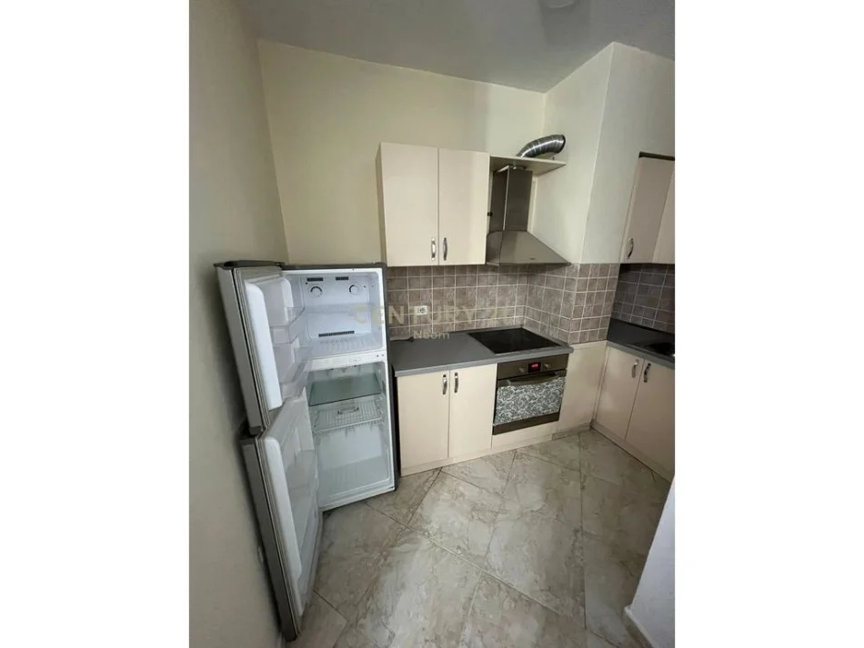 Tirane, jepet me qera garsonier 1+1 Kati 3, 50 m² 500 € (Neom127751)