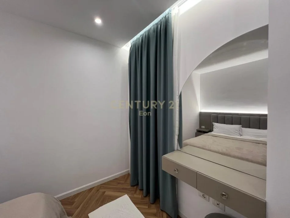 Durres, shitet apartament 1+1+Ballkon Kati 6, 86 m² 139.000 € (Grand Blue Fafa, Golem)