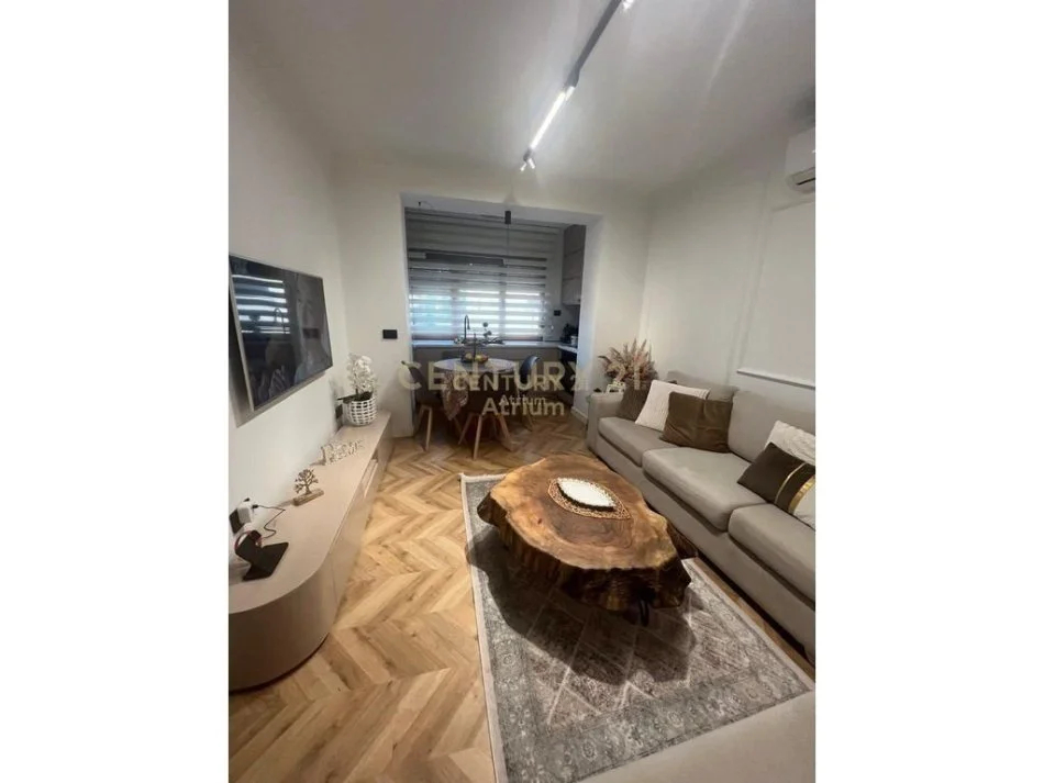 Tirane, shitet apartament 2+1 Kati 2, 78 m² 128.000 € (allias)