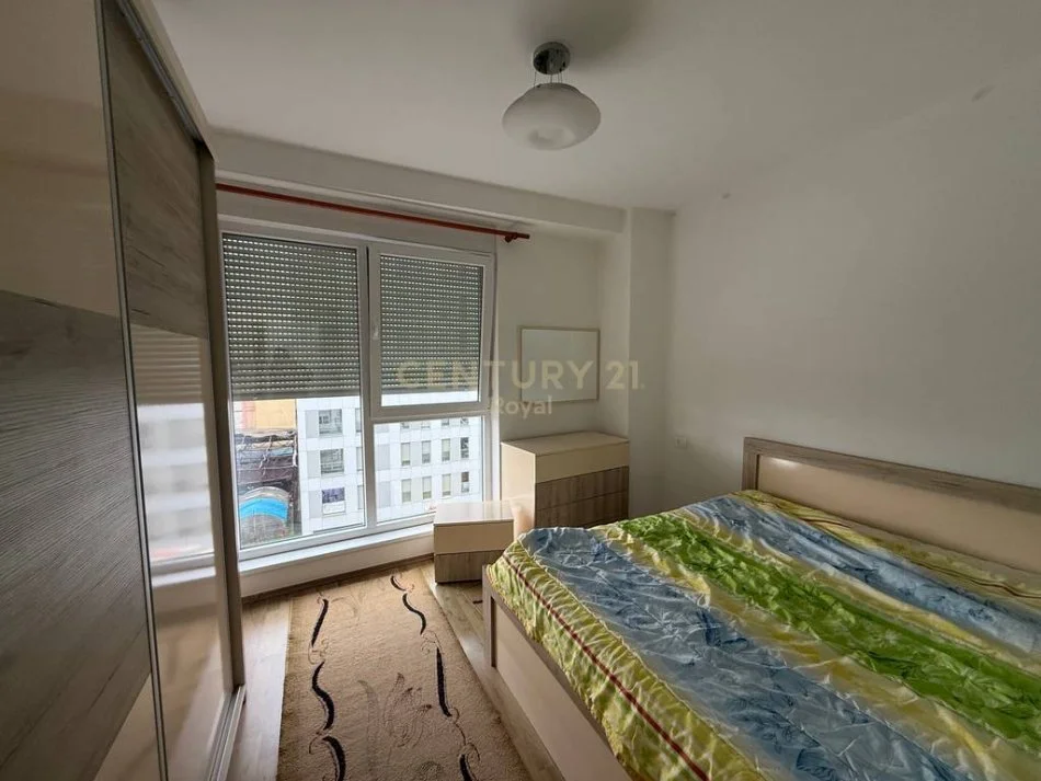 Tirane, jepet me qera apartament Kati 6, 500 € 