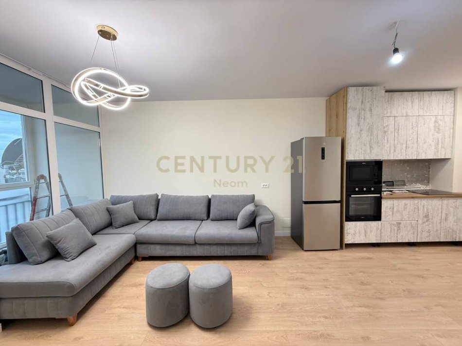 Tirane, jepet me qera apartament 2+1+Aneks+Ballkon Kati 11, 952 m² 950 € (Neom127905)