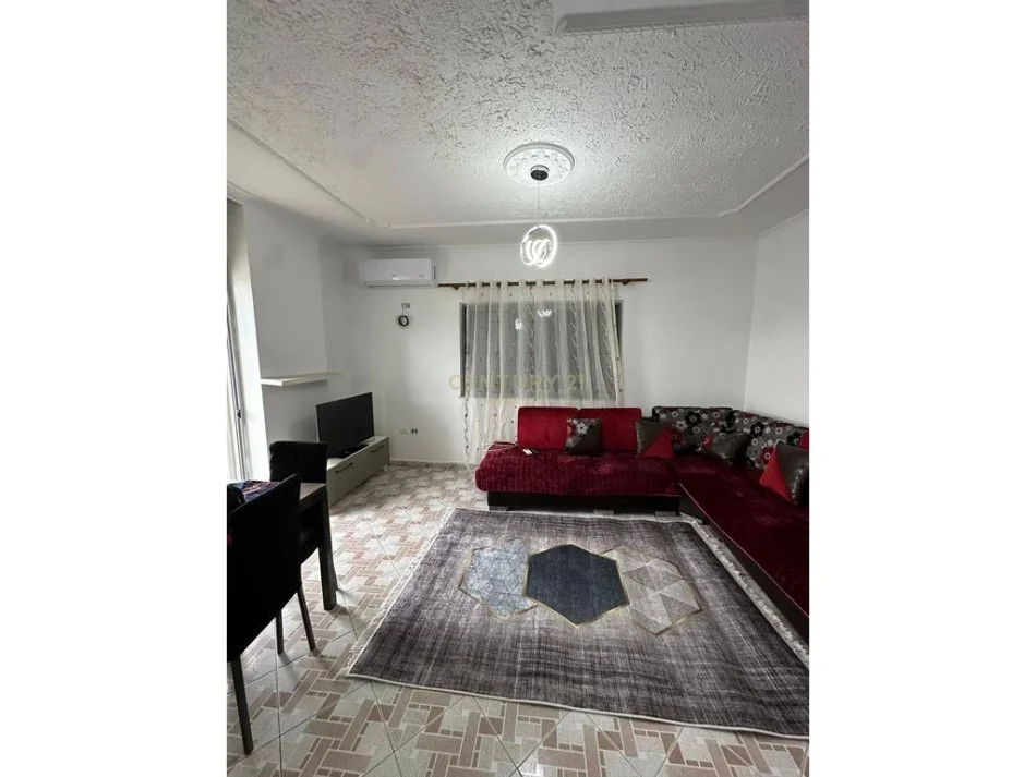 Tirane, jepet me qera apartament 2+1+Ballkon Kati 7, 100 m² 500 € (Astir vila-L)