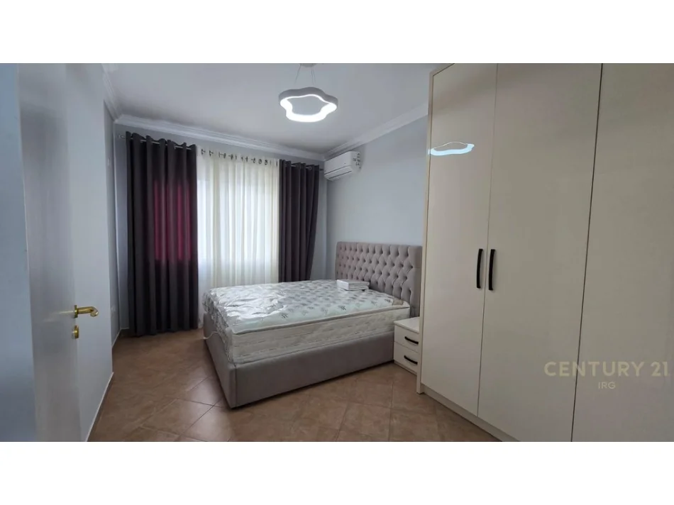 Tirane, jepet me qera apartament 2+1 Kati 7, 78 m² 830 € (rr e kavajes)