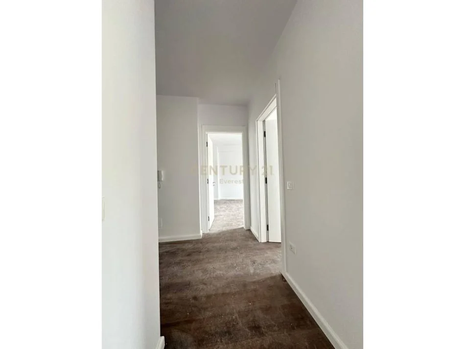 Tirane, shitet 2+1 Kati 3, 125 m² 138.000 € (Rruga Dervish Luzha)