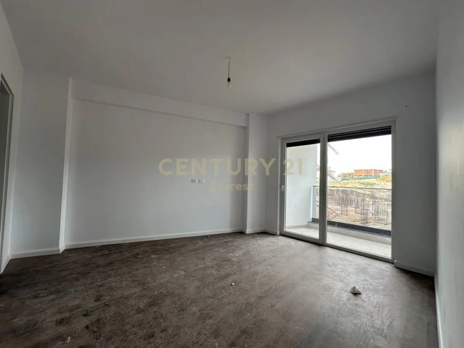 Tirane, shitet 2+1 Kati 3, 125 m² 138.000 € (Rruga Dervish Luzha)