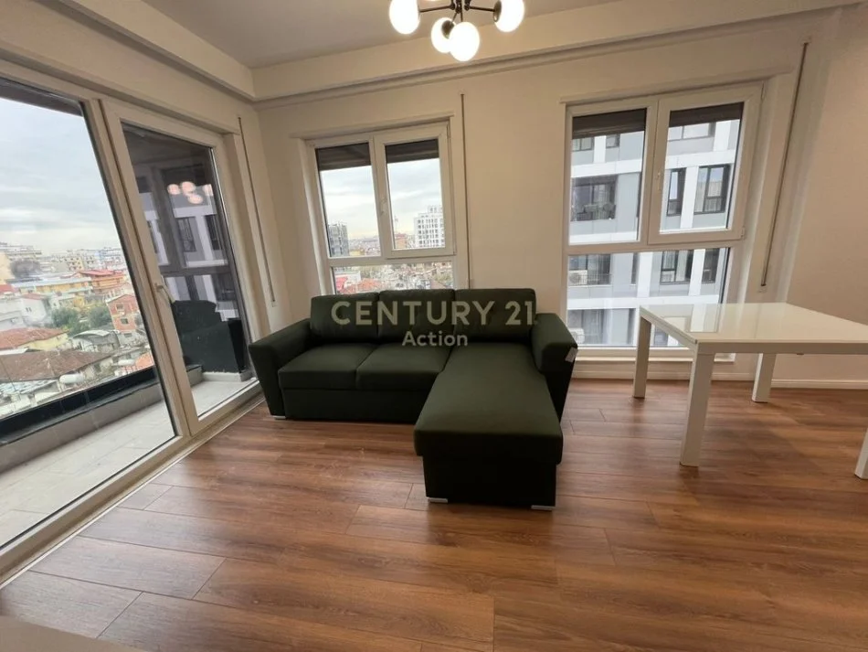 Tirane, jepet me qera apartament 1+1+Ballkon Kati 4, 62 m² 550 € (bulevardi i ri)