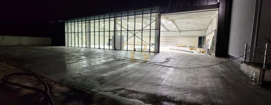 Tirane, shes ambjent biznesi , 650 m² 595.000 € (city park)