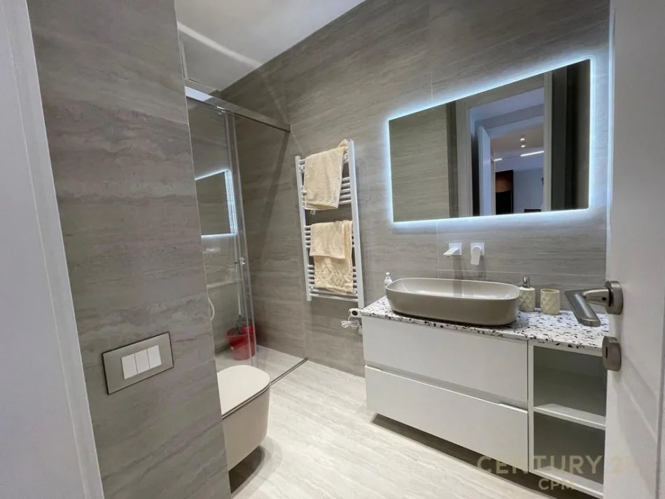 Tirane, shitet apartament 2+1 Kati 2, 105 m² 465.000 € 