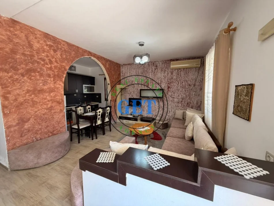 Durres, jepet me qera apartament 2+1 Kati 1, 100 m² 350 € (Kënet)