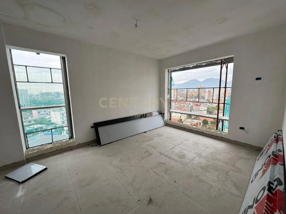 Tirane, shitet apartament 1+1 Kati 7, 57 m² 120.000 € 