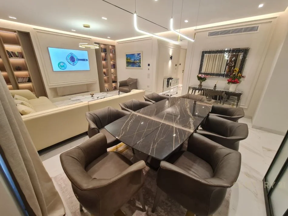 Tirane, shitet apartament duplex 4+1+Aneks+Ballkon Kati 5, 242 m² 630.000 € (komuna parisit)