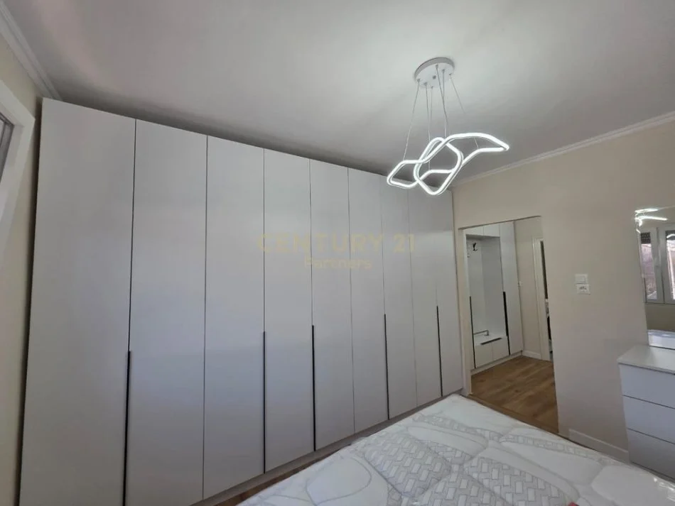 Tirane, shitet apartament 1+1 Kati 3, 54 m² 122.000 € 