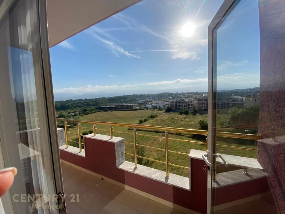 Tirane, shitet apartament 2+1 Kati 2, 134 m² 259.000 € (liqeni i thate)