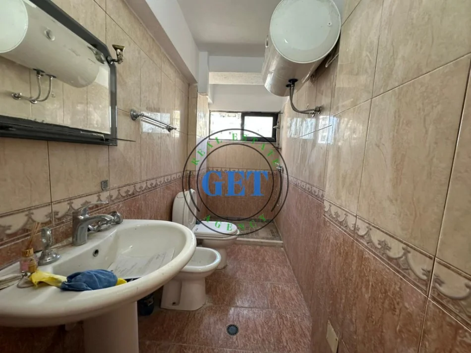 Durres, shitet apartament 2+1 Kati 5, 90 m² 103.000 € (Ish Rajoni)