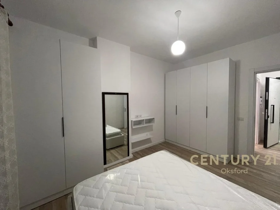 Tirane, jepet me qera apartament 1+1 Kati 3, 47 m² 350 € (kashar)