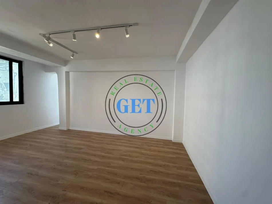 Durres, shitet apartament 2+1 Kati 5, 90 m² 103.000 € (Ish Rajoni)